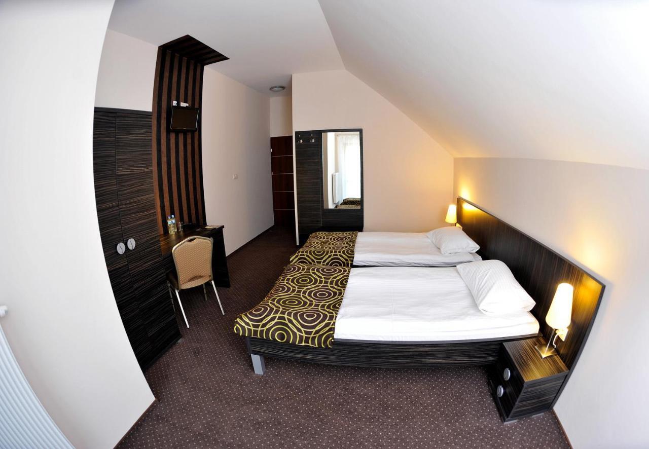 Hotel Sulbin Garwolin Eksteriør bilde